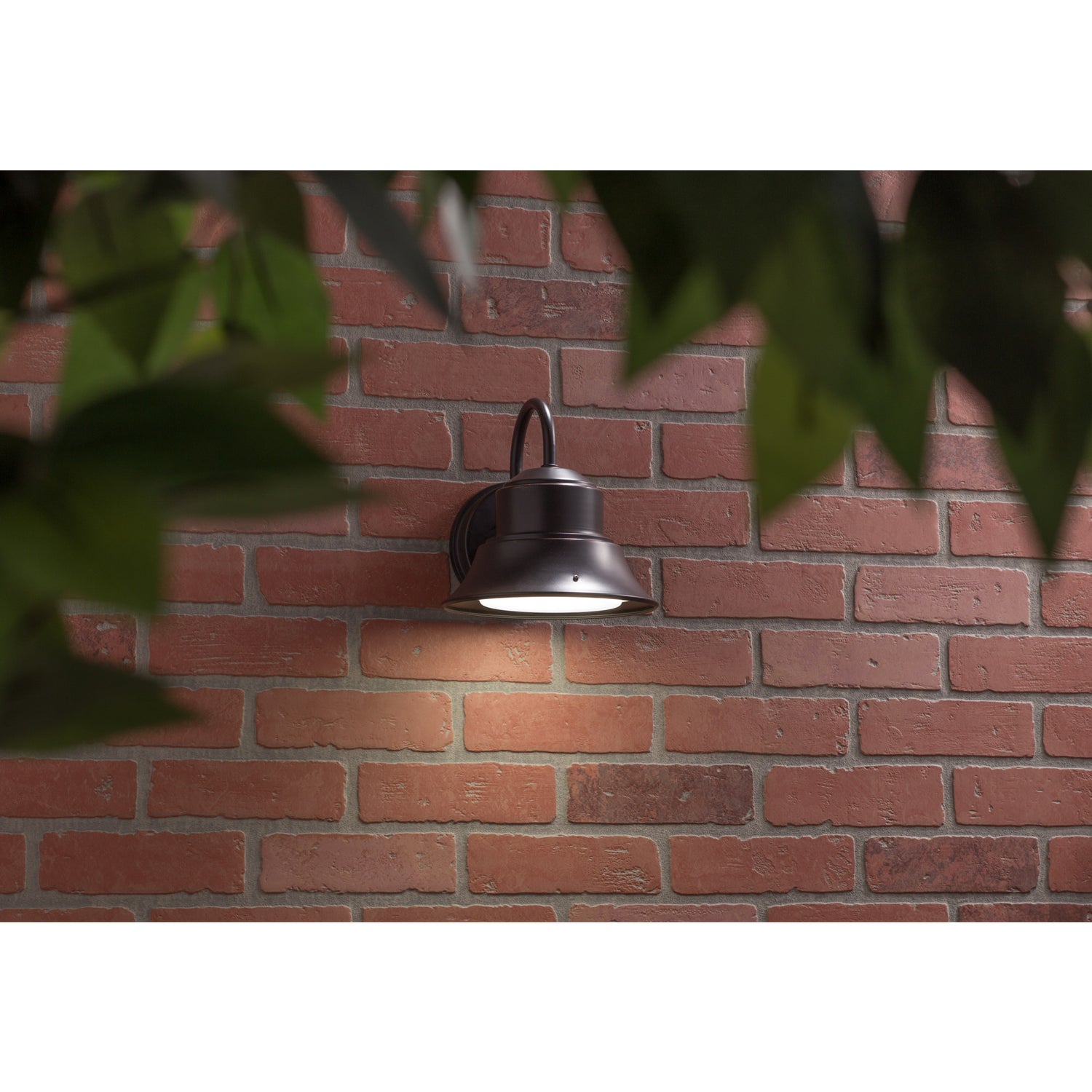 900 Lumens 5000K Dusk to Dawn Dawn Bell Security Light